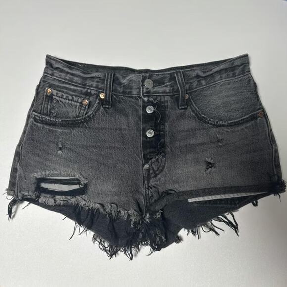 Levi's 501 Shorts - Picture 1 of 5